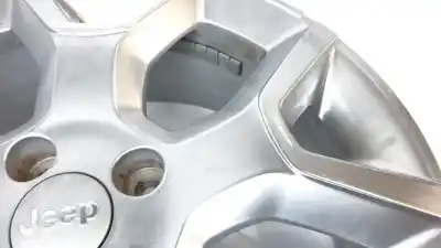Peça sobressalente para automóvel em segunda mão jante por jeep avenger altitude referências oem iam 52197382  