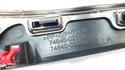 Peça sobressalente para automóvel em segunda mão moldagem por toyota corolla (e21) hybrid active referências oem iam 7464602650  