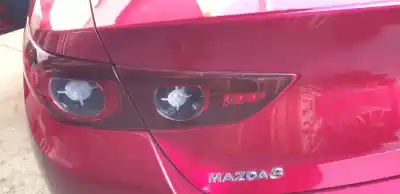 Автозапчасти б/у внутренний левый задний фонарь за mazda 3 berlina (bp) híbrido-suave evolution [híbrido-suave 90 kw act ( 2.0 ltr. - 90 kw)] ссылки oem iam bcjh513g0  