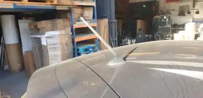 Pièce détachée automobile d'occasion ANTENNE pour RENAULT CLIO V  Références OEM IAM 282172553R  