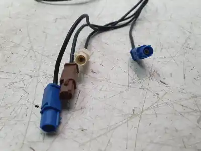 Pezzo di ricambio per auto di seconda mano antenna per renault clio v intens riferimenti oem iam 282172553r