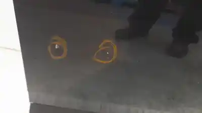 Peça sobressalente para automóvel em segunda mão porta dianteira direita por jeep compass (m7) limited fwd referências oem iam 68242542ad  