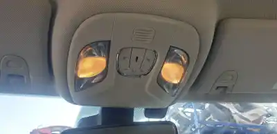 Автозапчасти б/у внутренний свет за jeep compass ii longitude 4x2 ссылки oem iam p6qj10ps4aa9653  