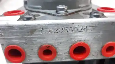 Peça sobressalente para automóvel em segunda mão abs por jeep compass (m7) longitude fwd referências oem iam 52219680  