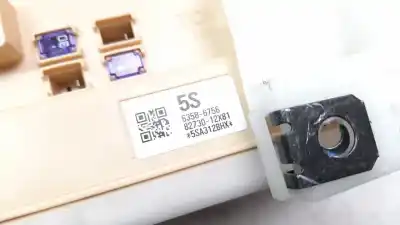 Second-hand car spare part fuse box unit for toyota auris active oem iam references 8273012x81  