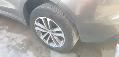 Peça sobressalente para automóvel em segunda mão pinça de travão traseira direita por jaguar f-pace 300 sport awd referências oem iam t2h37951