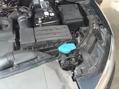 Second-hand car spare part windscreen washer bottle for audi q3 (8ug) attraction quattro oem iam references 8u0955453q