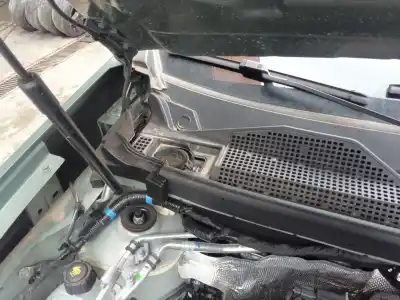 Second-hand car spare part windscreen washer bottle for dacia duster iii eco-g 100 essential oem iam references 289109492r