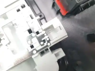 Second-hand car spare part interior light for dacia duster iii eco-g 100 essential oem iam references 969816236r  