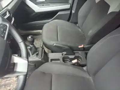 Second-hand car spare part handbrake lever for dacia duster iii eco-g 100 essential oem iam references 363127369r