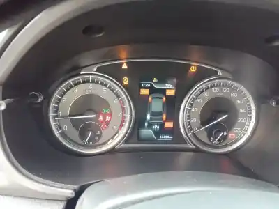 Peça sobressalente para automóvel em segunda mão quadrante por suzuki vitara 1.5 strong hybrid gle 2wd referências oem iam 3421053s20