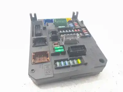 Peça sobressalente para automóvel em segunda mão caixa de fusíveis e relés por peugeot 508 gt line referências oem iam 9806687980