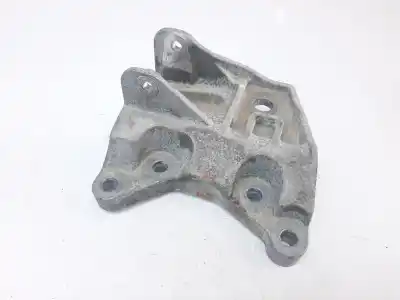 Автозапчасти б/у левая опора двигателя за JAGUAR E-PACE Motor 2.0 Ltr. - 110 kW Diesel CAT ссылки OEM IAM GJ326P096AF  GJ326P096AF