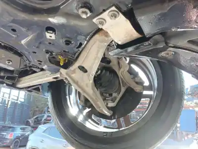 Pièce détachée automobile d'occasion bras de suspension inferieur avant droit pour mercedes-benz clase gla (bm 247) gla 200 (247.787) références oem iam 2473308802