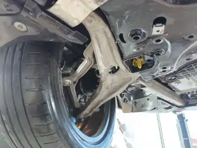 Pièce détachée automobile d'occasion bras de suspension inferieur avant gauche pour mercedes-benz clase gla (bm 247) gla 200 (247.787) références oem iam 2473308702