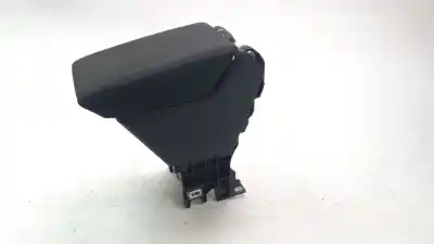 Автозапчасти б/у ЦЕНТРАЛЬНЫЙ ПОДЛОКОТНИК за VOLKSWAGEN POLO VI (AE1)  ссылки OEM IAM 6F0864207AD  