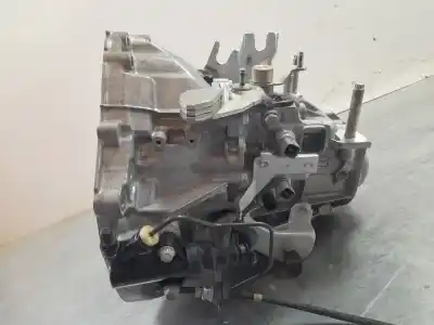 Автозапчастина б/у коробка передач для mazda 2 (dl, dj) 1.5 skyactiv-g m hybrid посилання на oem iam f6200  2th0604872