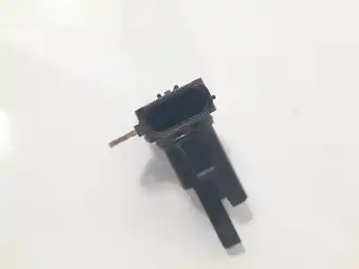 Second-hand car spare part flowmeter for toyota hilux vii pick-up (_n1_, _n2_, _n3_) 2.5 d-4d 4wd (kun25_) oem iam references 1974005270   Second-hand car spare part flowmeter for toyota hilux vii pick-up (_n1_, _n2_, _n3_) 2.5 d-4d 4wd (kun25_) oem iam references 1974005270