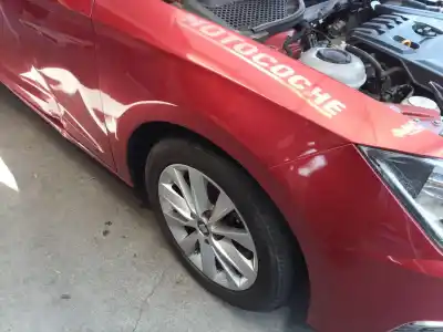 Автозапчасти б/у ПЕРЕДНЯЯ ПРАВАЯ КУЛАЧКА за SEAT LEON ST (5F8)  ссылки OEM IAM 5Q0407256Q  