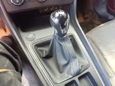 Second-hand car spare part gear lever knob for seat leon st (5f8) 1.5 tgi oem iam references 5f1711113szp8