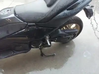 Pezzo di ricambio per auto di seconda mano staffa per yamaha tmax tmax riferimenti oem iam b7m274310000  