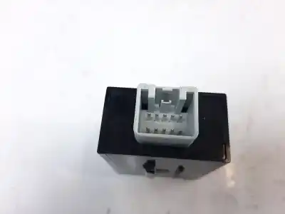 Second-hand car spare part electronic module for jaguar e-pace motor 2.0 ltr. - 110 kw diesel cat oem iam references bj3217509ad  bj3217509ad