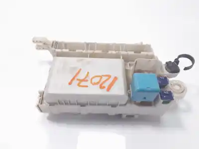 İkinci el araba yedek parçası röle/sigorta kutusu için toyota hilux vii pick-up (_n1_, _n2_, _n3_) 2.5 d-4d 4wd (kun25_) oem iam referansları 827300k060   İkinci el araba yedek parçası röle/sigorta kutusu için toyota hilux vii pick-up (_n1_, _n2_, _n3_) 2.5 d-4d 4wd (kun25_) oem iam referansları 827300k060