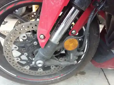 İkinci el araba yedek parçası ön Sol Fren Kaliper için HONDA CBR CBR 650 R (RH01) OEM IAM referansları 45150MKYE01  