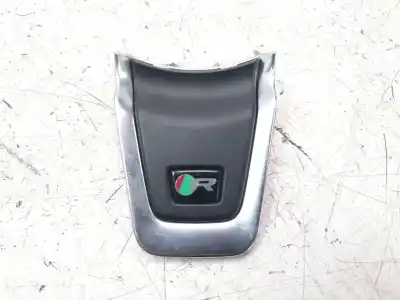 Peça sobressalente para automóvel em segunda mão moldagem por jaguar e-pace motor 2.0 ltr. - 110 kw diesel cat referências oem iam j9c318443aa