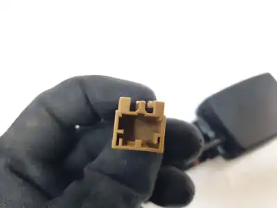 Автозапчастина б/у задній правий гачок для audi q3 (8ug) attraction quattro посилання на oem iam 4g0857740a9b9  