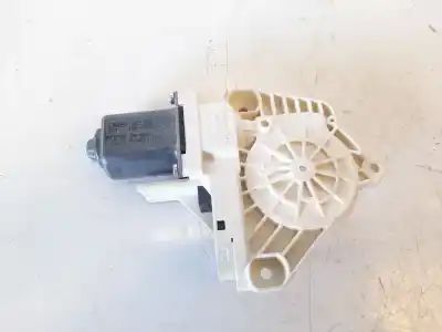 Автозапчастина б/у двиг скла задне ліво для audi q5 (8r) 3.0 v6 24v tdi посилання на oem iam 8k0959811a  