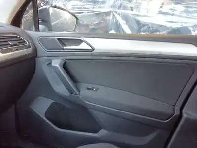 Автозапчасти б/у регулятор стекла переднего правого за volkswagen tiguan (ad1, ax1) 1.4 tsi ссылки oem iam 5na837462a
