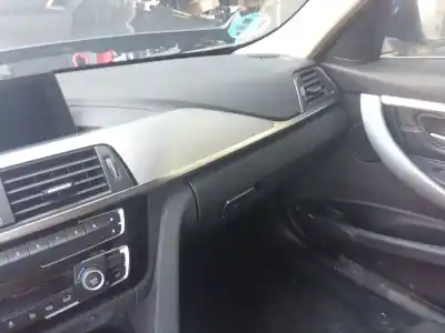 Автозапчастина б/у бардачок для bmw 3 (f30, f80) 330 e посилання на oem iam 51169239345