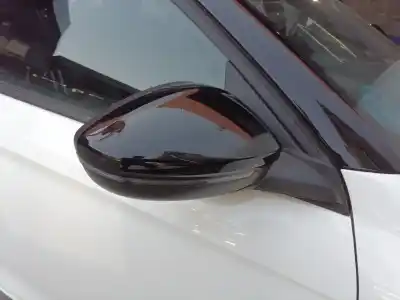 Автозапчастина б/у правий задний огляд для opel corsa f 1.2 (68) посилання на oem iam 983758809v  1051756017