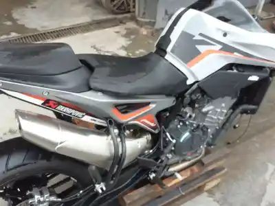Pezzo di ricambio per auto di seconda mano ABS per KTM DUKE  Riferimenti OEM IAM 61742031044  