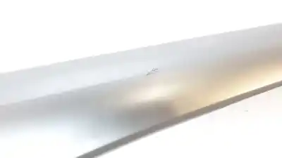 Peça sobressalente para automóvel em segunda mão moldagem por lexus xe2 is300h referências oem iam 550115310  