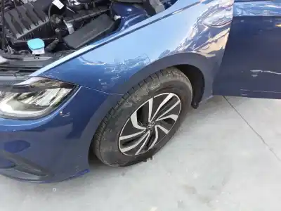 İkinci el araba yedek parçası  için VOLKSWAGEN POLO VI (AW1, BZ1, AE1)  OEM IAM referansları 2Q0413031BA  