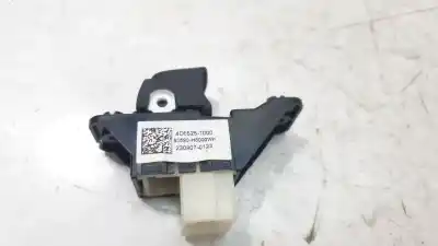 Автозапчастина б/у управління склами задніх правіх для kia stonic (yb) 1.2 cvvt посилання на oem iam 93576h8000 iaf890087kh 