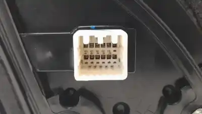 Автозапчастина б/у ліве дзеркало для kia stonic (yb) 1.2 cvvt посилання на oem iam 87610h8070  