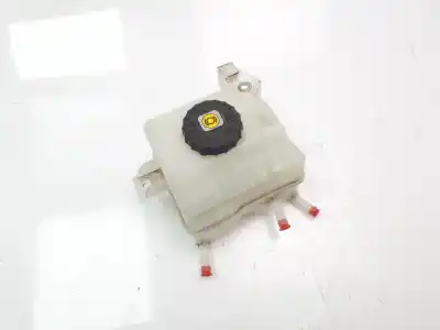 Pièce détachée automobile d'occasion réservoir de liquide de direction assistée pour toyota rav4 hybrid 4x2 advance références oem iam 
