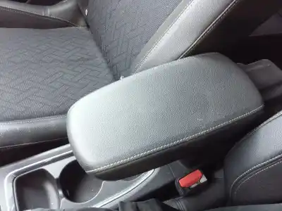 Автозапчасти б/у центральный подлокотник за OPEL CORSA F CORSA-E (68) ссылки OEM IAM 98295340ZD  