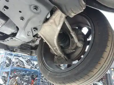 Автозапчастина б/у передній прав для land rover range rover evoque (l538) 2.0 d 4x4 посилання на oem iam lr186681