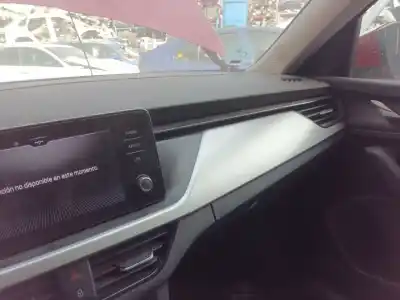 Автозапчастина б/у бардачок для skoda kamiq (nw4) 1.0 tsi посилання на oem iam 655857097e