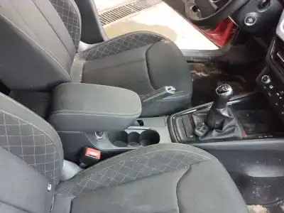 Автозапчастина б/у важіль ручного гальма для skoda kamiq (nw4) 1.0 tsi посилання на oem iam 2q0711303d