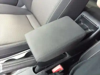 Автозапчастина б/у центральний подлокник для seat arona (kj7, kjp) 1.6 tdi посилання на oem iam 6f0864207adli8