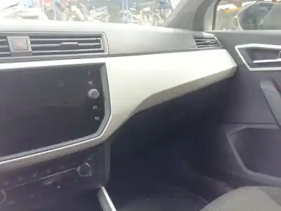 Автозапчастина б/у бардачок для seat arona (kj7, kjp) 1.6 tdi посилання на oem iam 6f1857095ah