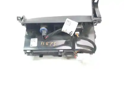 Peça sobressalente para automóvel em segunda mão moldagem por kia xceed drive referências oem iam 84684j7000  