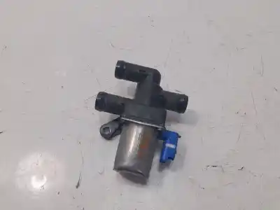 Peça sobressalente para automóvel em segunda mão válvula de controle do calefactor de agua por smart fortwo coupe electric drive / eq pull&bear (453.391) referências oem iam 212301538r