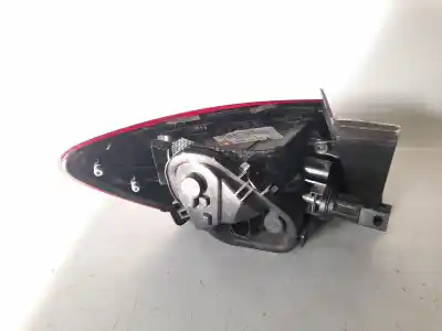 Автозапчасти б/у правый задний фонарь за seat leon (5f1) 1.6 tdi ссылки oem iam 5f0945096d 103f21330770 / st4264163 / 16852222 / 9020532 