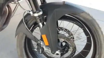 Peça sobressalente para automóvel em segunda mão cave de roda dianteira direita por bmw f 900 gs adventure 895 cm3 referências oem iam 46615a9d689